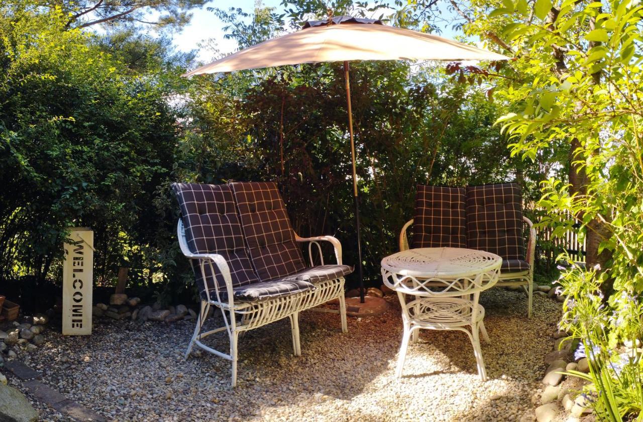 B&B Family Basement Apartment, Breakfast, Free Parking, 5Km From Tulln Chorherrn Екстериор снимка